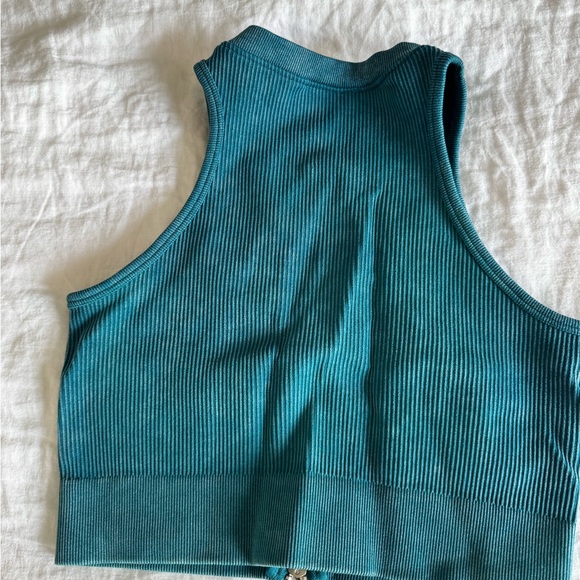 Oh Polly & BO and Tee-crop top-size M - Picture 4 of 4